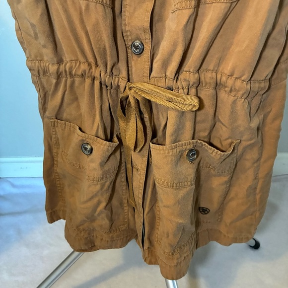 Ariat Women’s First Rodeo Vest - Picture 8 of 13